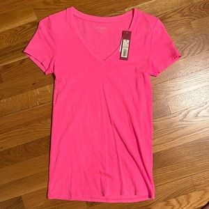 Brand new hot pink XS v neck tshirt
